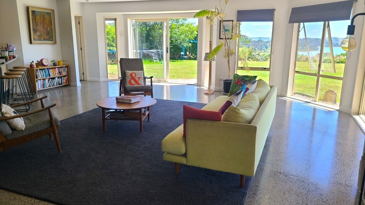 Photo of Livingroom in Parua Bay