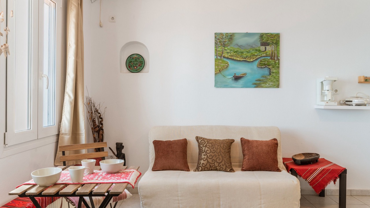 Photo of Livingroom in Andros
