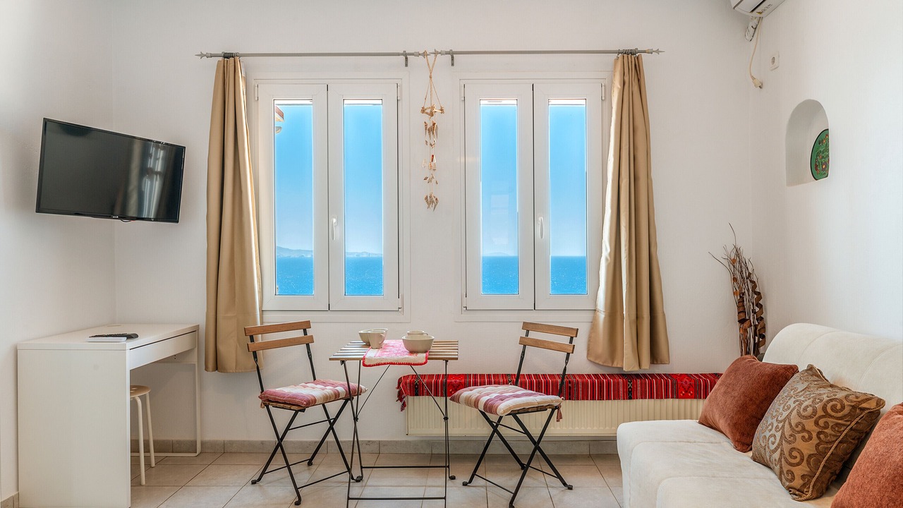 Photo of Livingroom in Andros