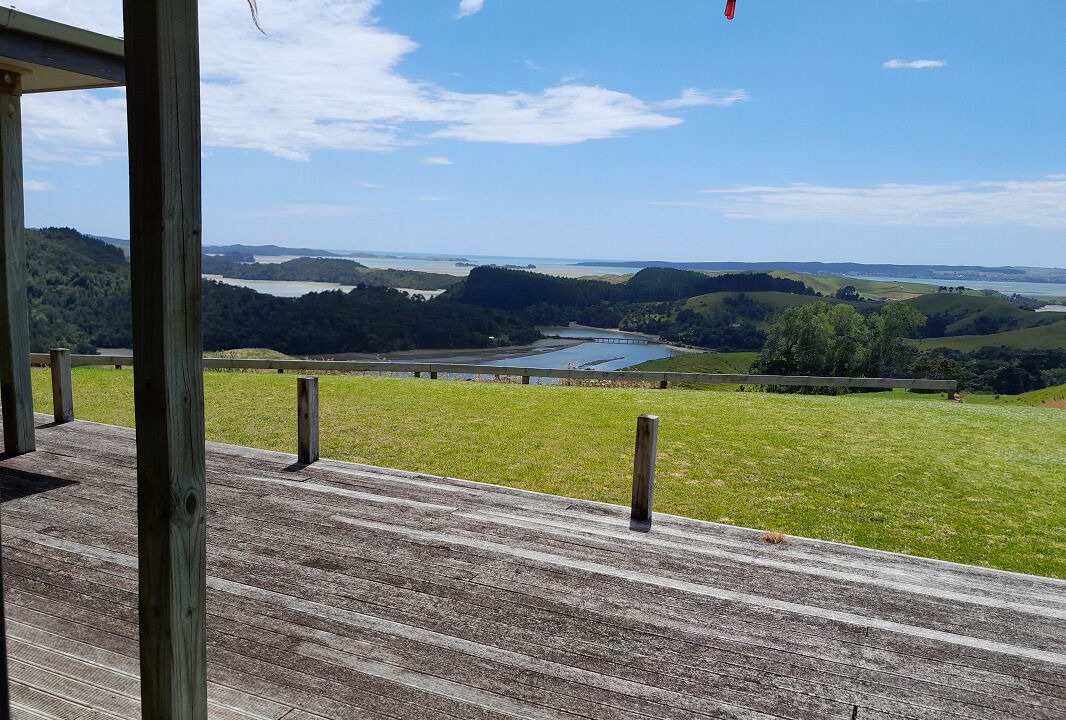 Photo of Patio Balcony in Otorohanga District