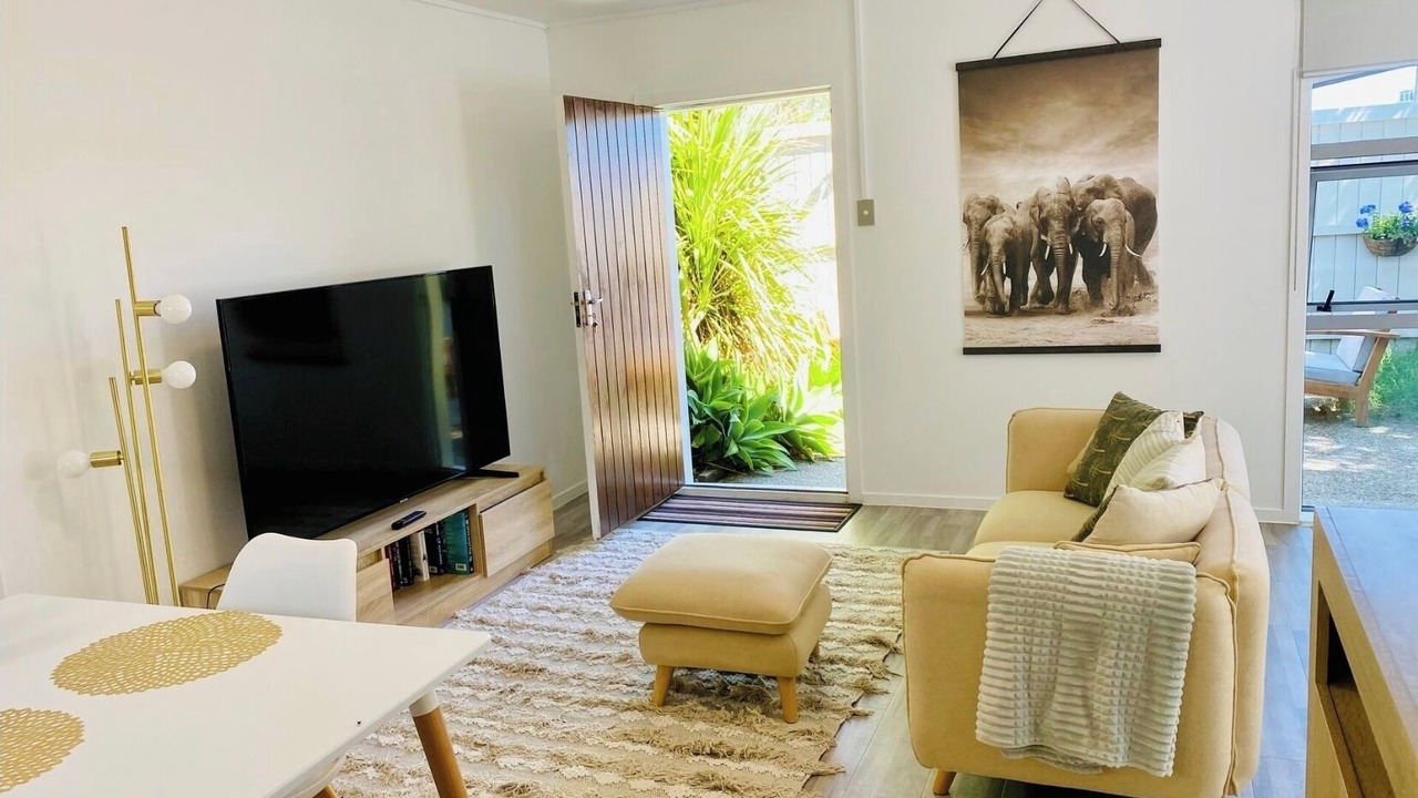 Photo of Livingroom in Hauraki