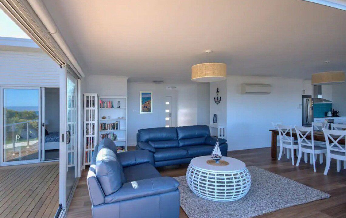 Photo of Livingroom in Coles Bay
