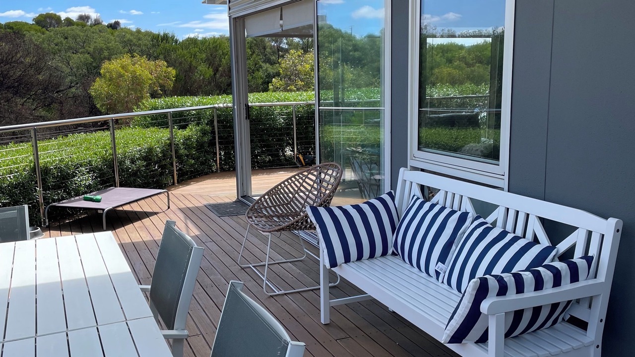 Photo of Patio Balcony in Coles Bay