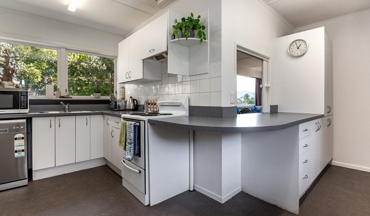 Photo of Kitchen in Waikanae