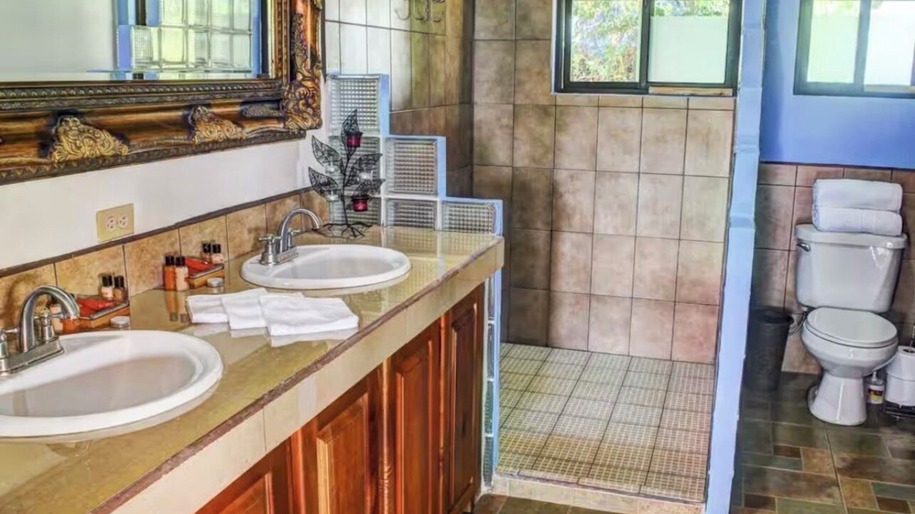 Photo of Bathroom in Baru