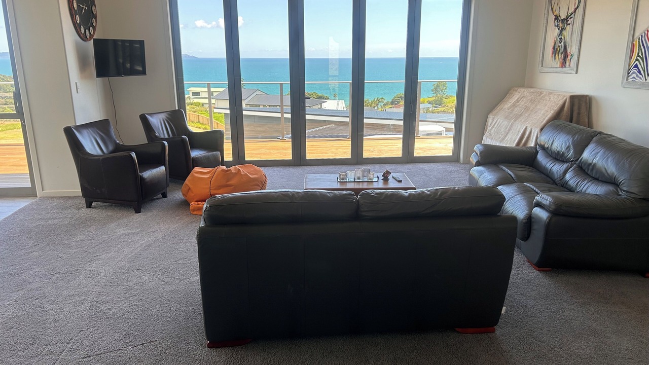 Photo of Livingroom in Cable Bay
