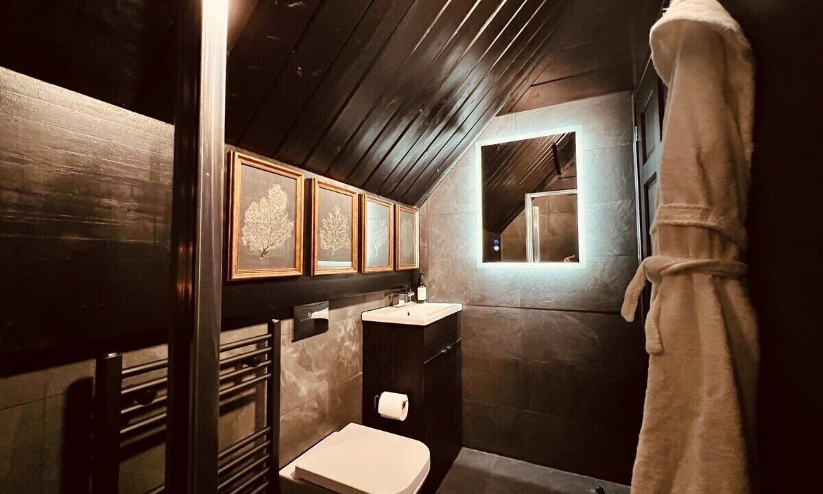 Photo of Bedroom in Foyers
