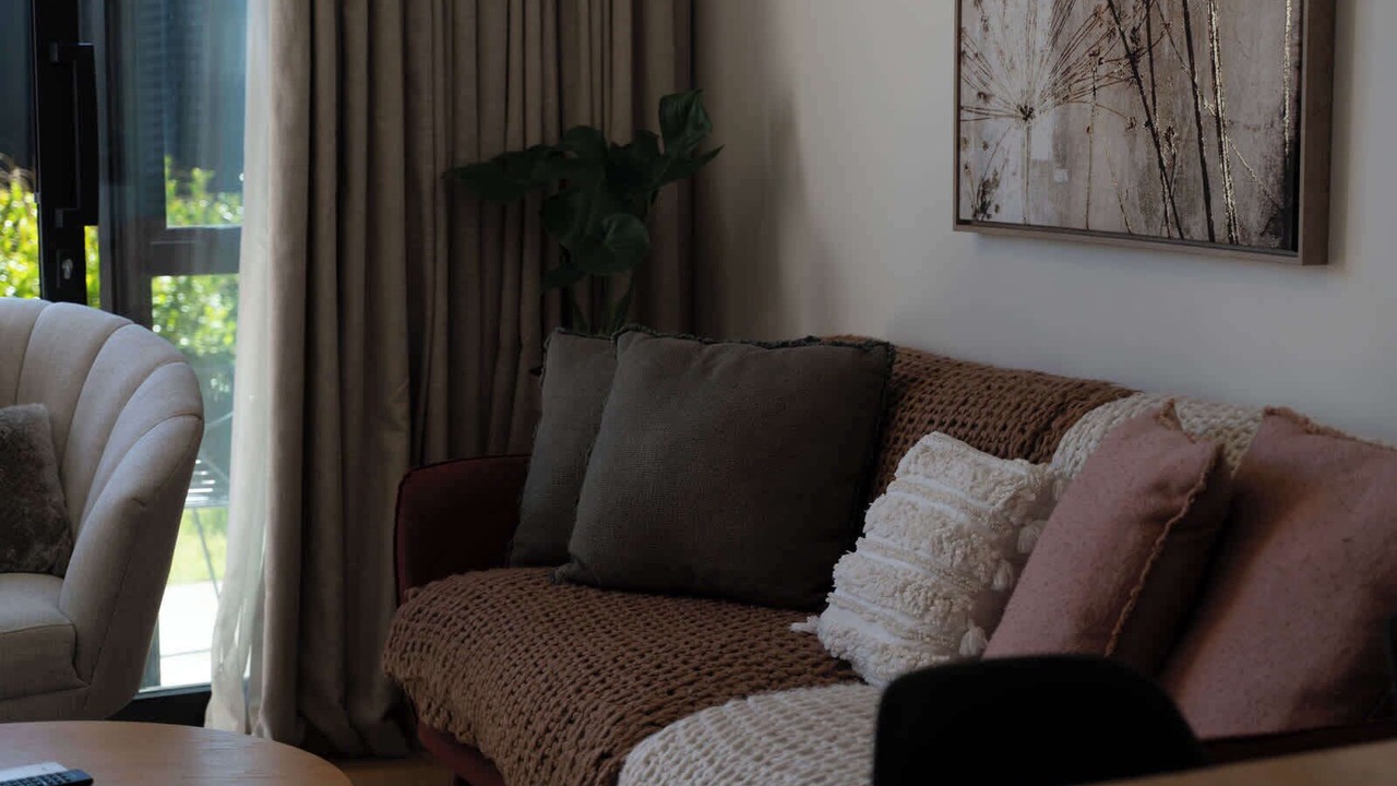 Photo of Livingroom in Albert Town
