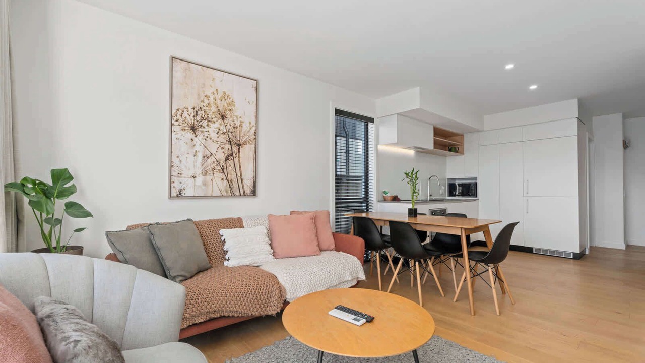 Photo of Livingroom in Albert Town