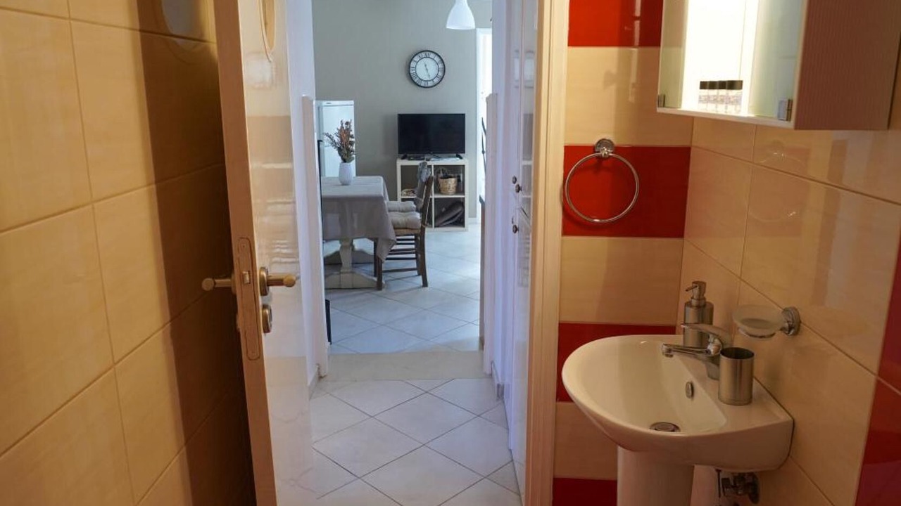 Photo of Bathroom in Marmaketon