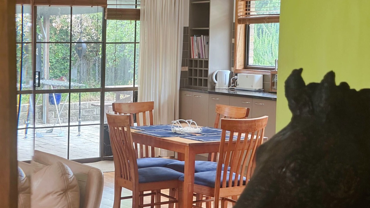 Photo of Livingroom in Seven Mile Beach