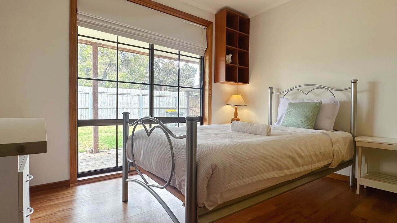 Photo of Bedroom in Seven Mile Beach