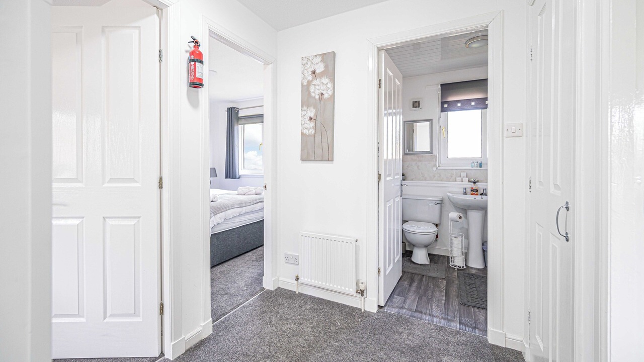 Photo of Bathroom in Rosyth