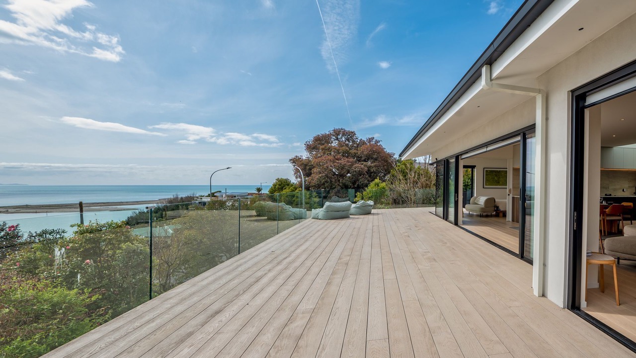 Photo of Patio Balcony in Britannia Heights