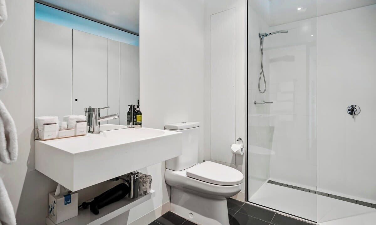 Photo of Bathroom in Sullivan's Cove