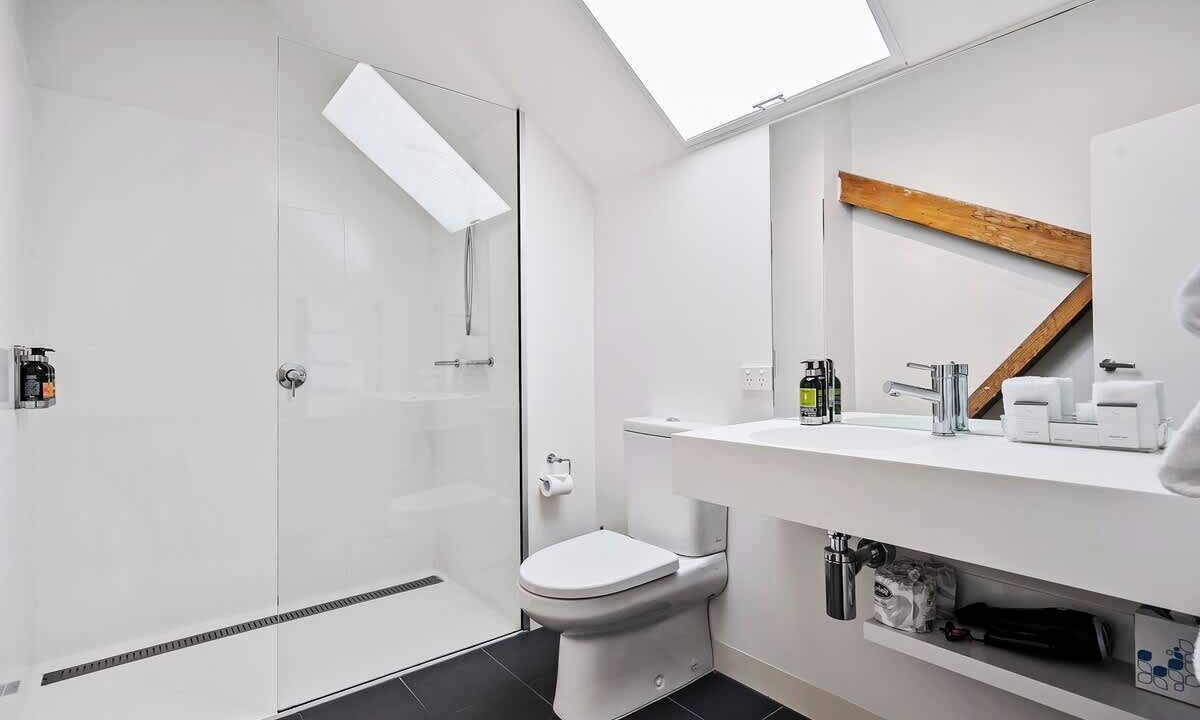 Photo of Bathroom in Sullivan's Cove