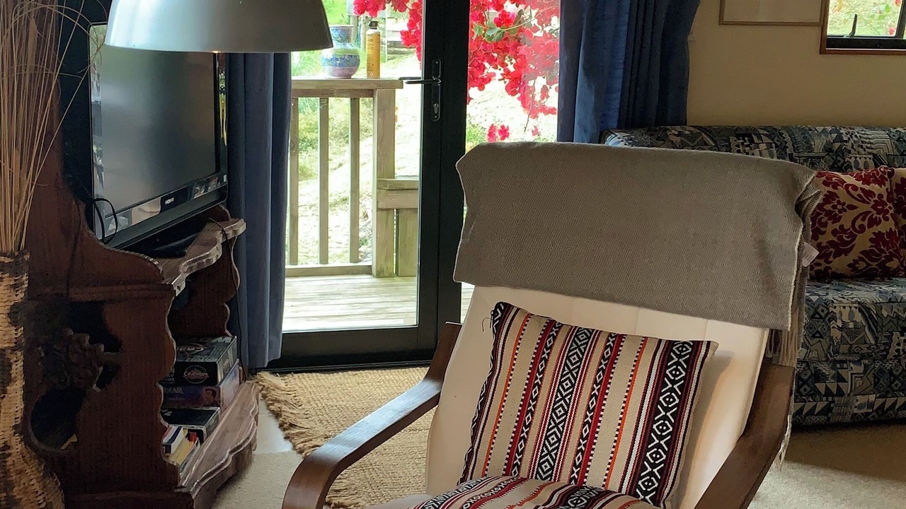 Photo of Livingroom in Russell