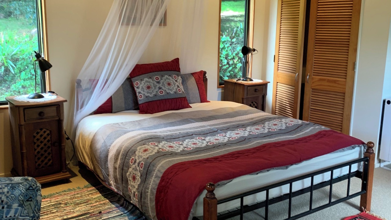 Photo of Bedroom in Russell