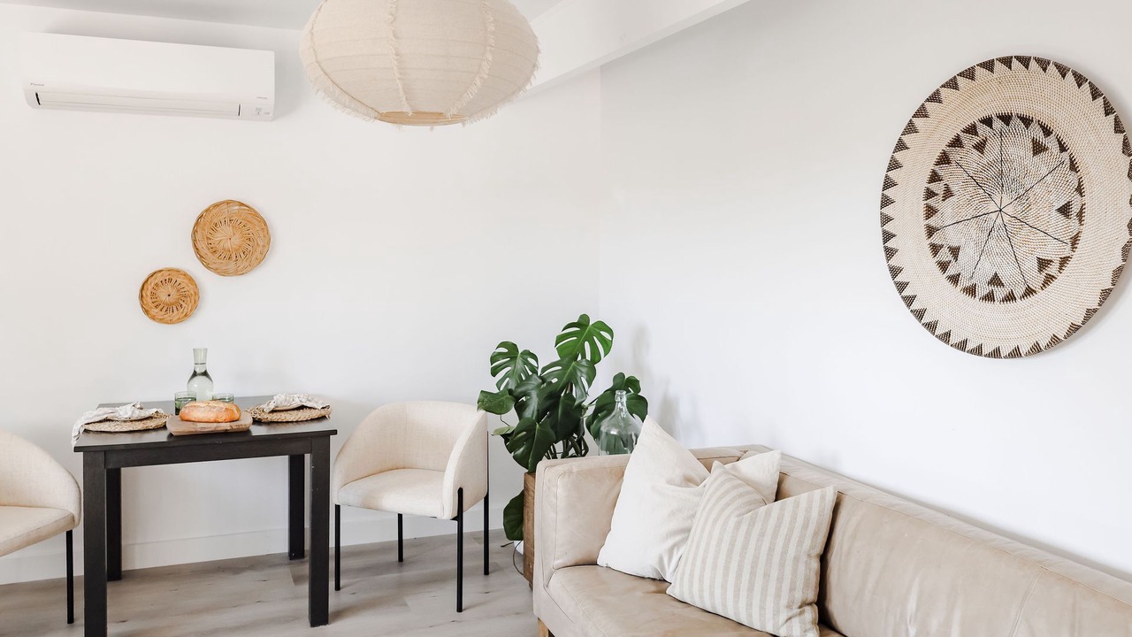 Photo of Livingroom in Clarence Point
