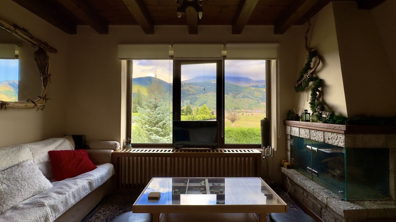 Photo of Livingroom in Kato Pedina