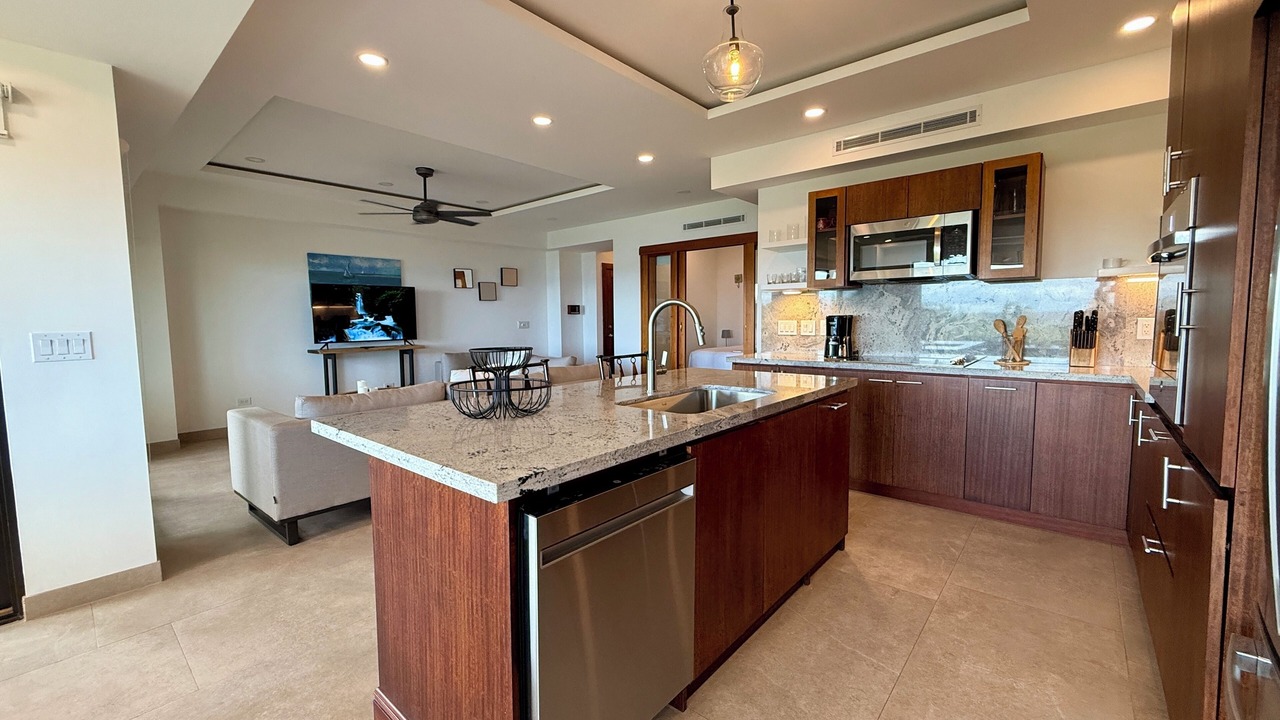 Photo of Kitchen in Pacuare Reserve