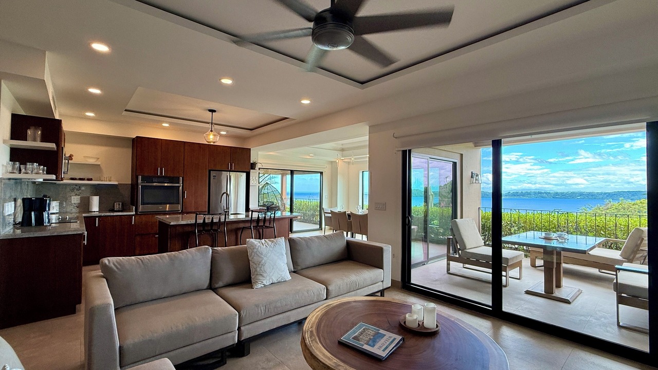 Photo of Livingroom in Pacuare Reserve