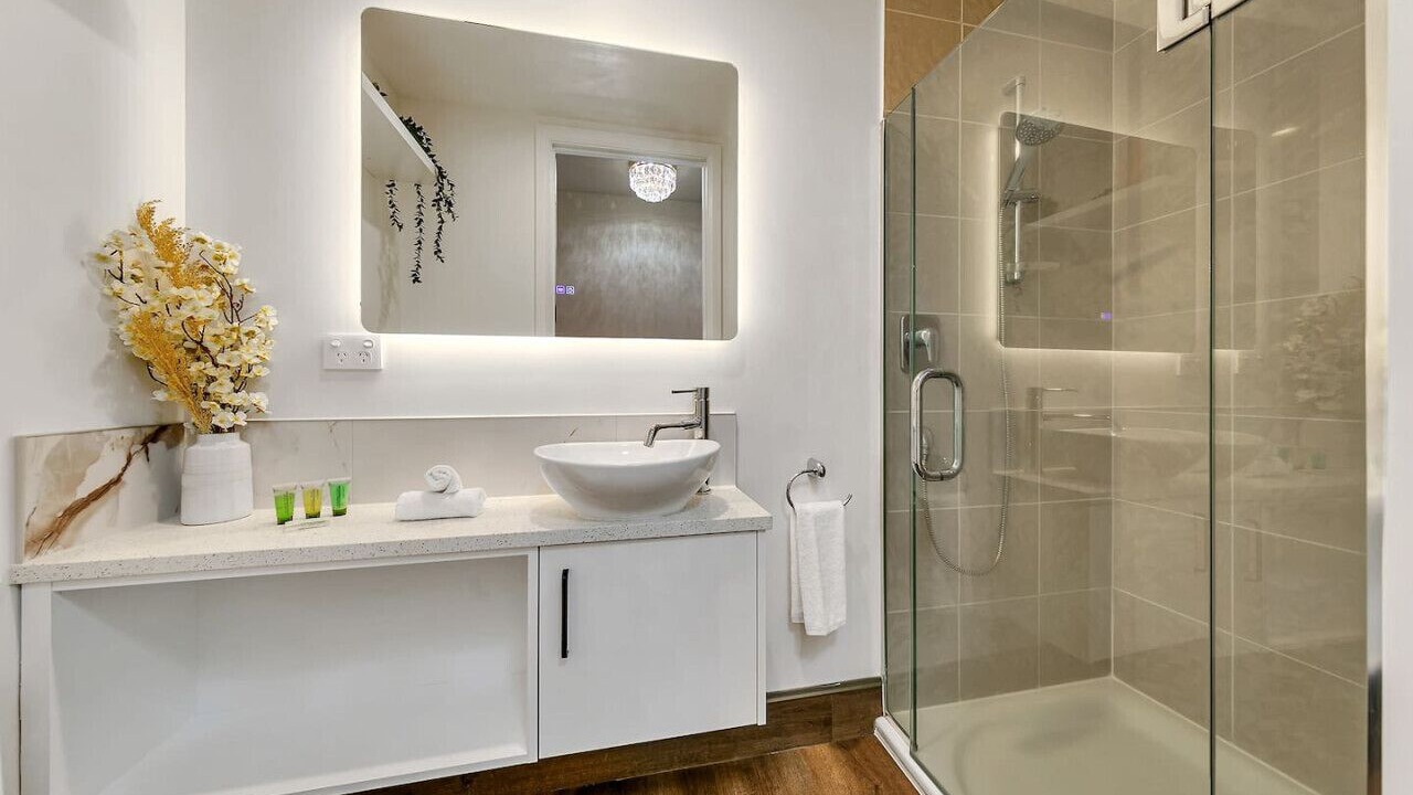 Photo of Bathroom in Auckland Central Business District