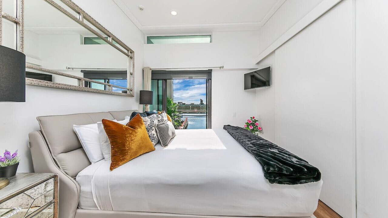 Photo of Bedroom in Auckland Central Business District