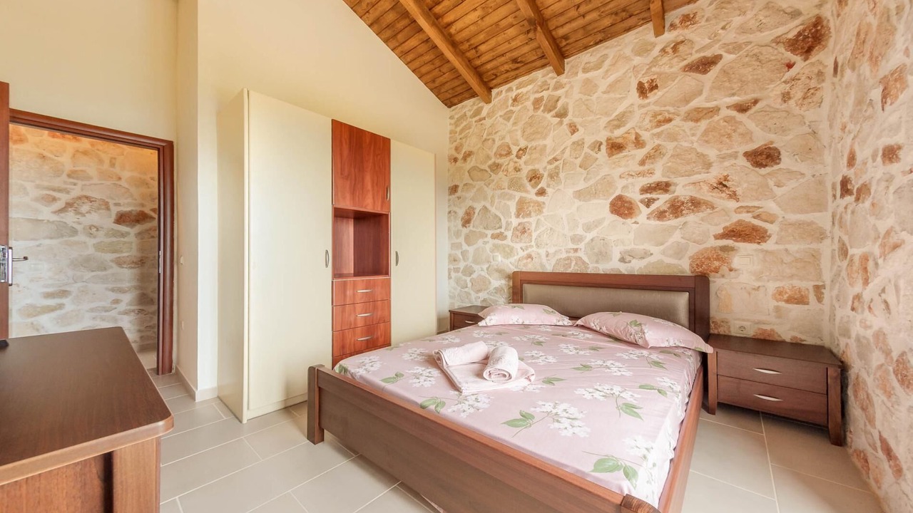 Photo of Bedroom in Elation
