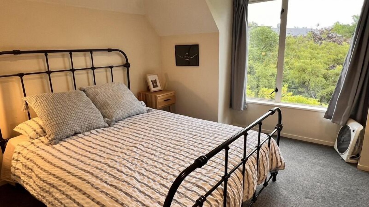 Photo of Bedroom in Burnside