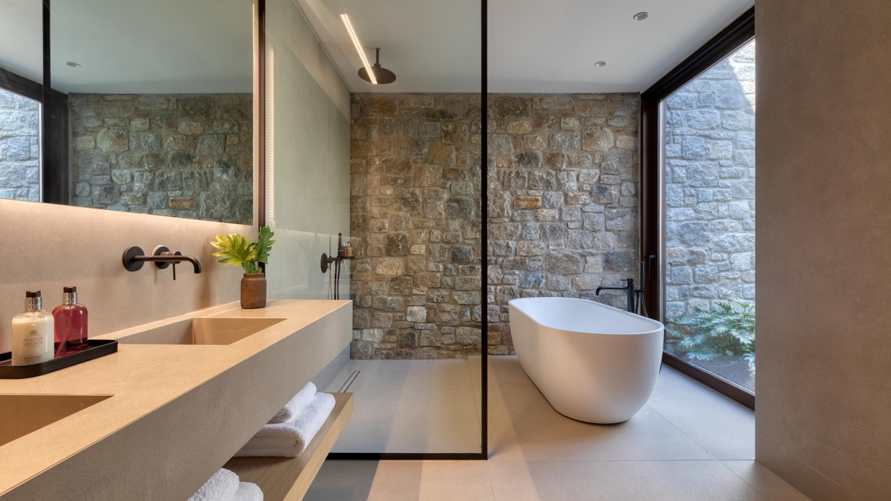 Photo of Bathroom in Agios Ioannis