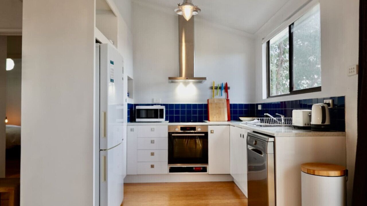 Photo of Kitchen in Eaglehawk Neck