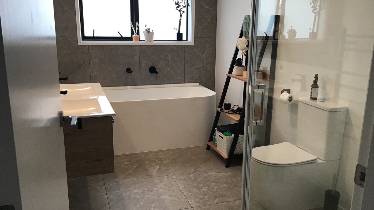 Photo of Bathroom in Papamoa Beach