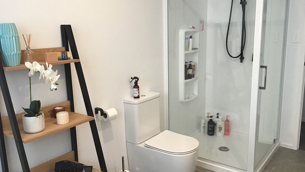Photo of Bathroom in Papamoa Beach