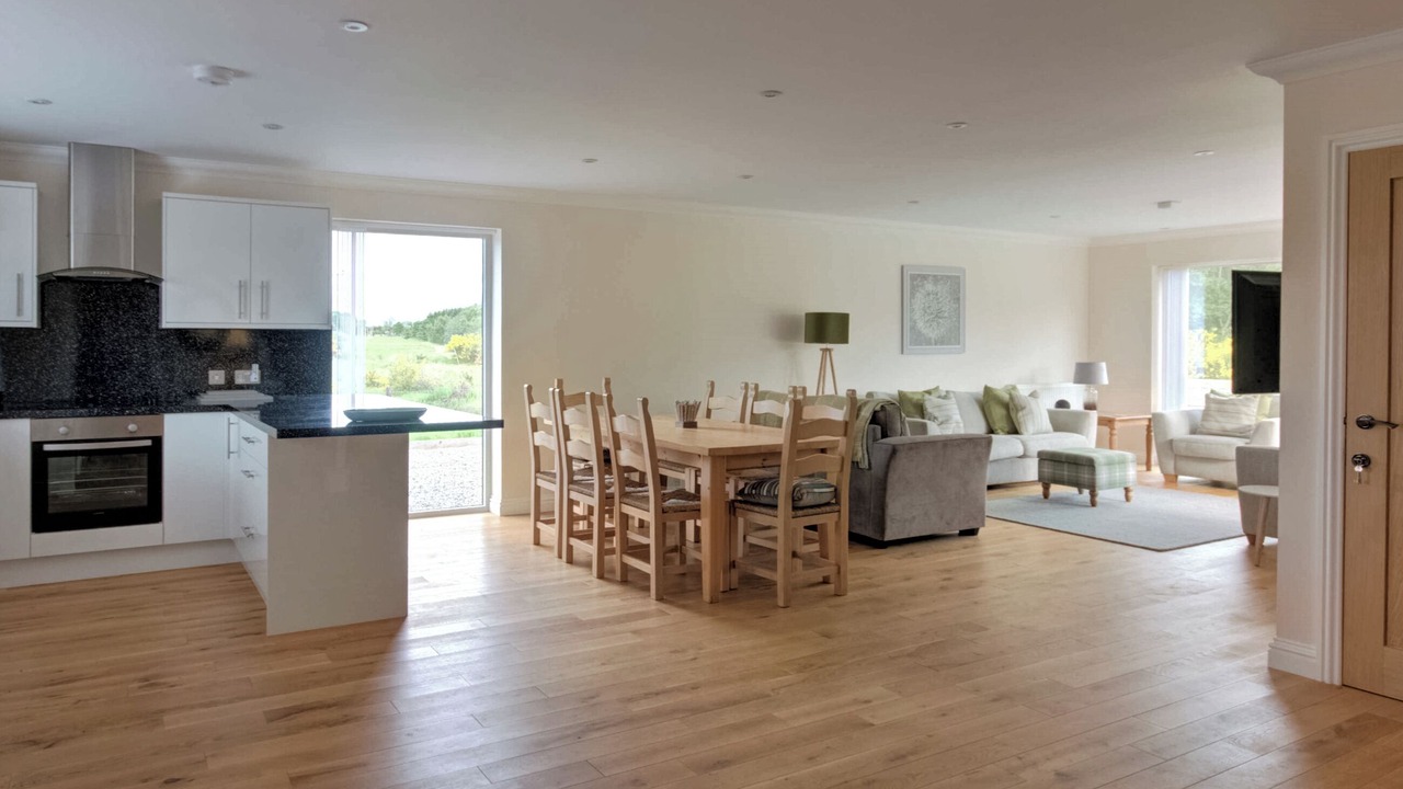 Photo of Others in Tain