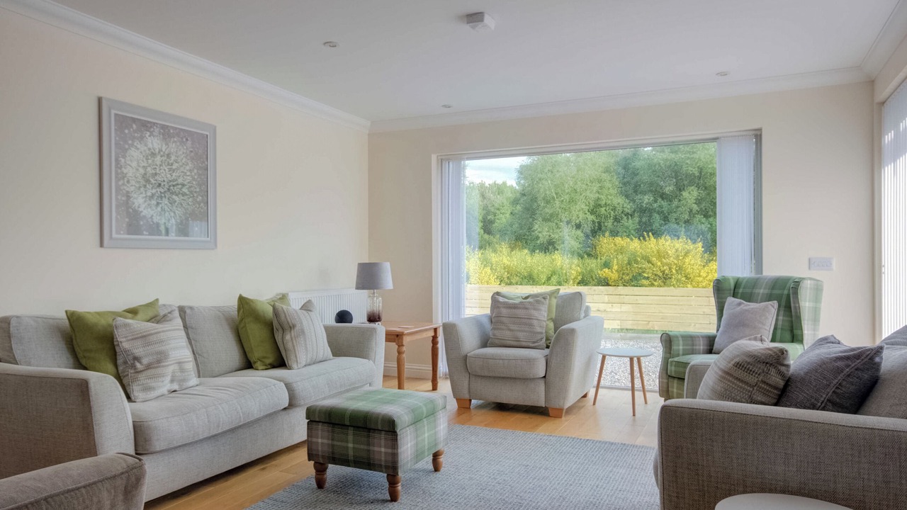 Photo of Others in Tain