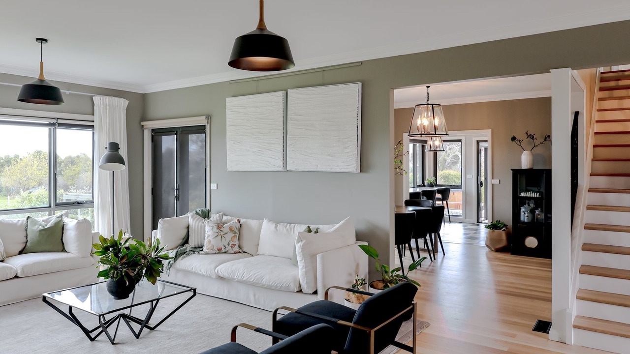 Photo of Livingroom in Clarence Point
