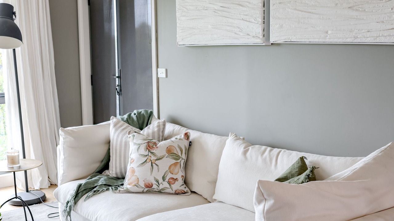Photo of Livingroom in Clarence Point