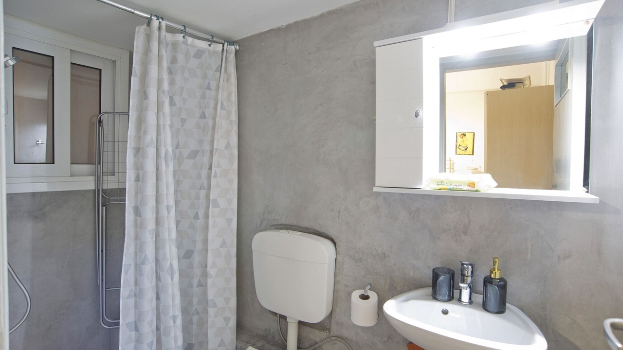 Photo of Bathroom in Piraeus
