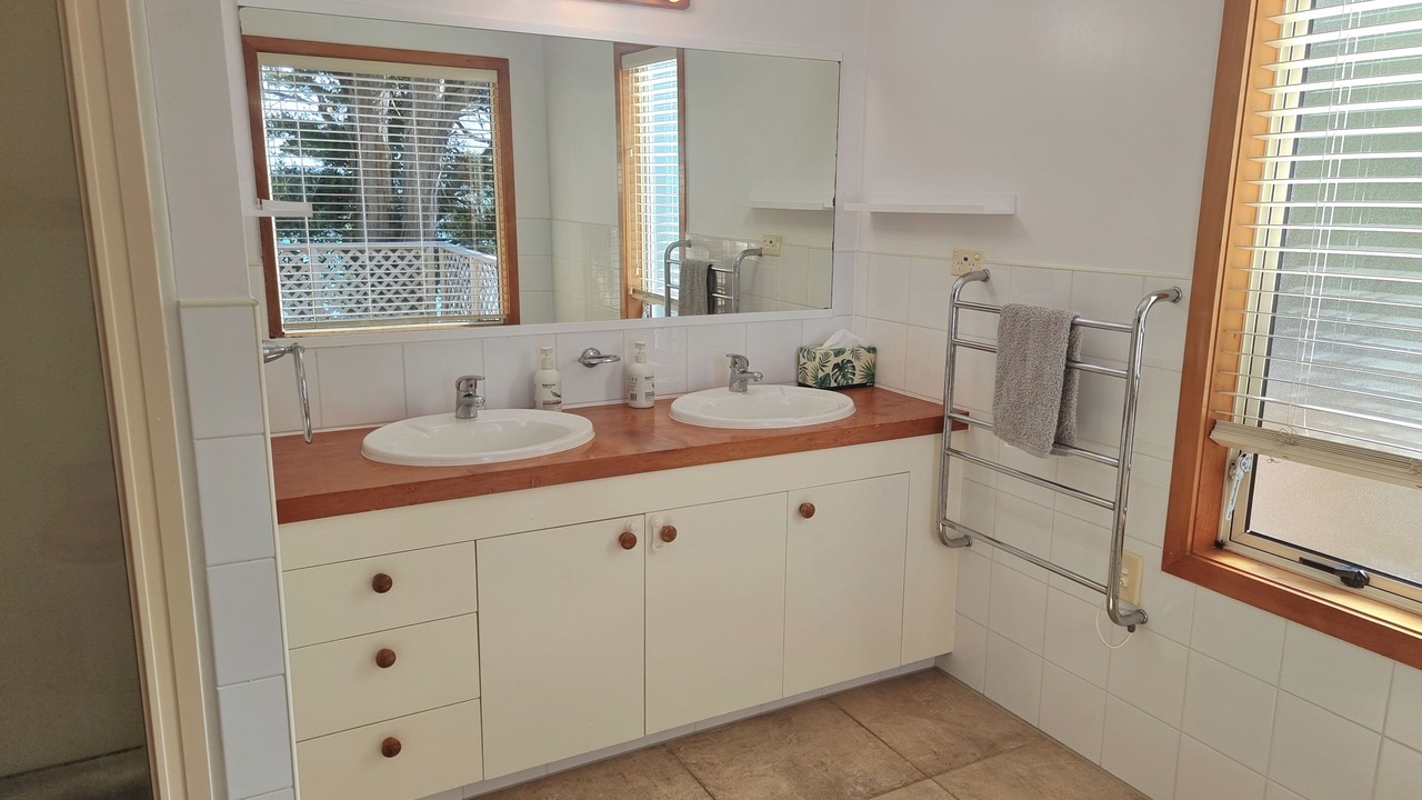 Photo of Bathroom in Tamaterau