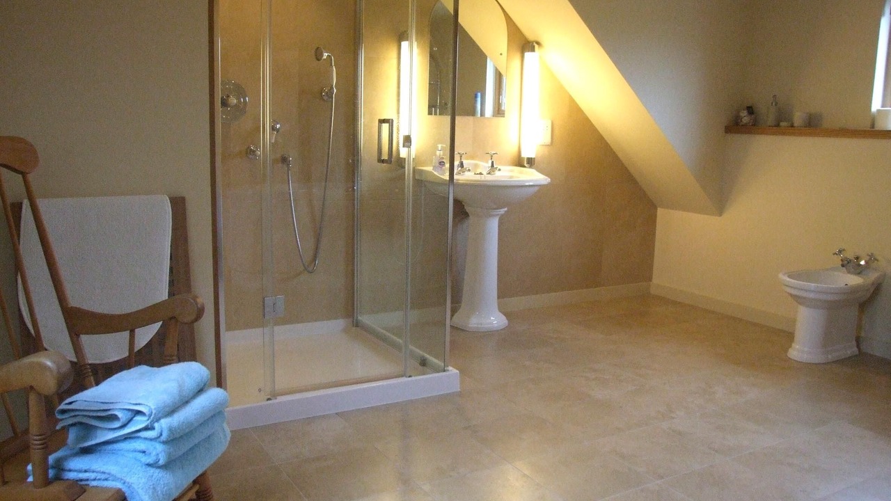 Photo of Bathroom in Evie
