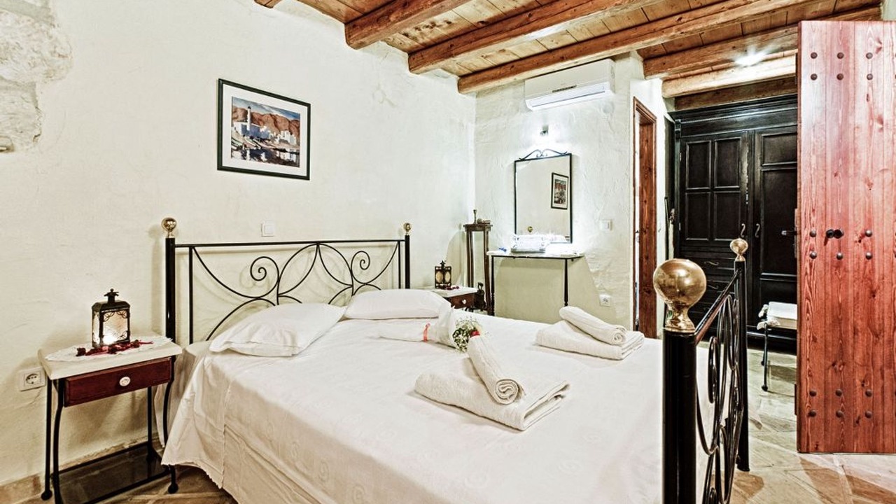 Photo of Bedroom in Skinaria