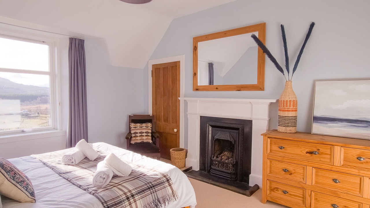 Photo of Others in Newtonmore