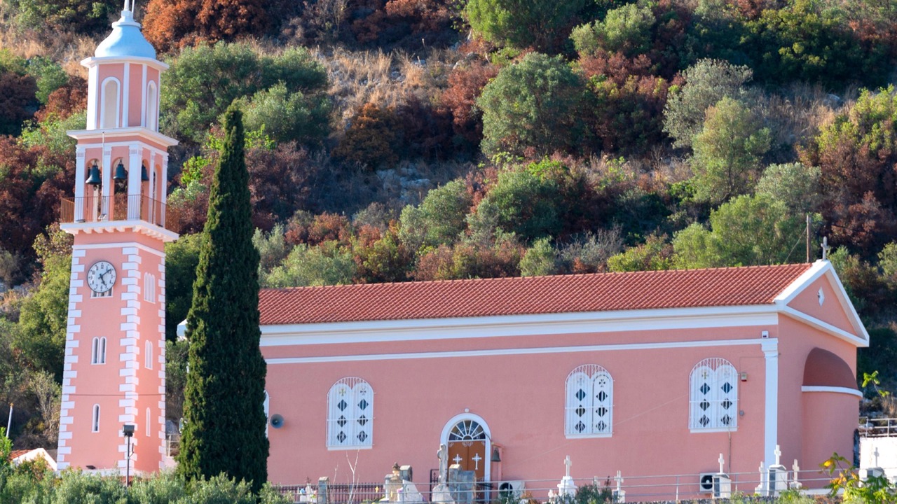 Photo of Others in Karavados