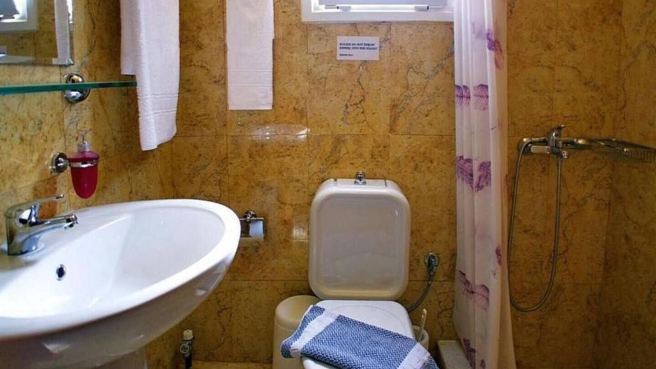 Photo of Bathroom in Kateleios