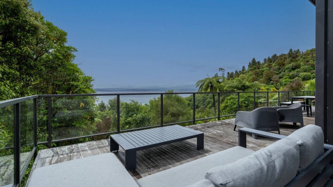 Photo of Patio Balcony in Pukawa