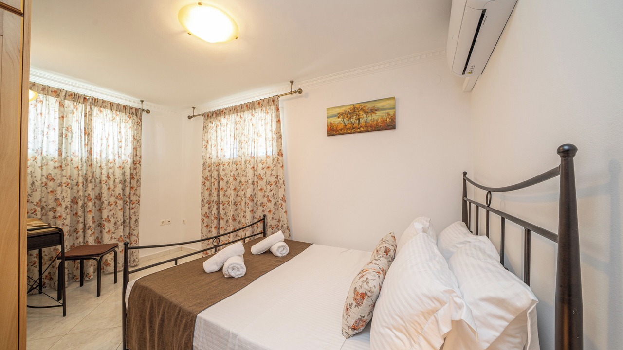 Photo of Bedroom in Kaligata