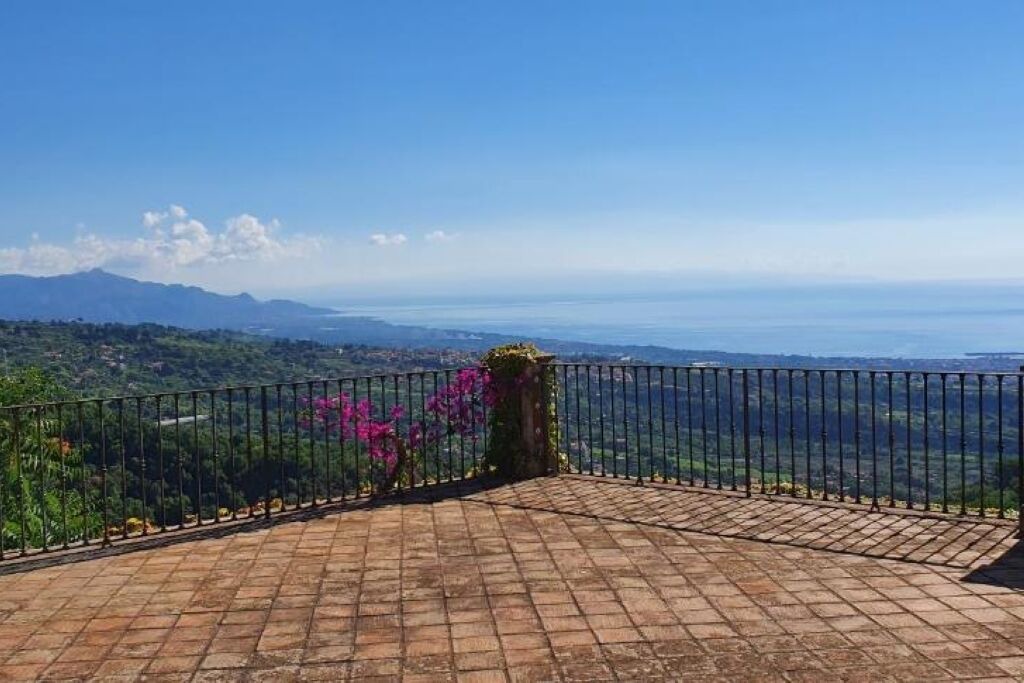 Photo of Patio Balcony in Coste