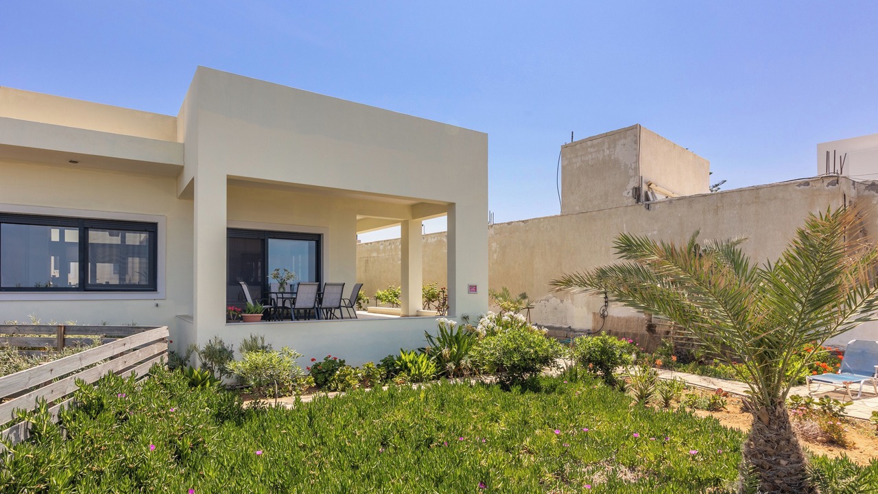 Photo of Patio Balcony in Gournai