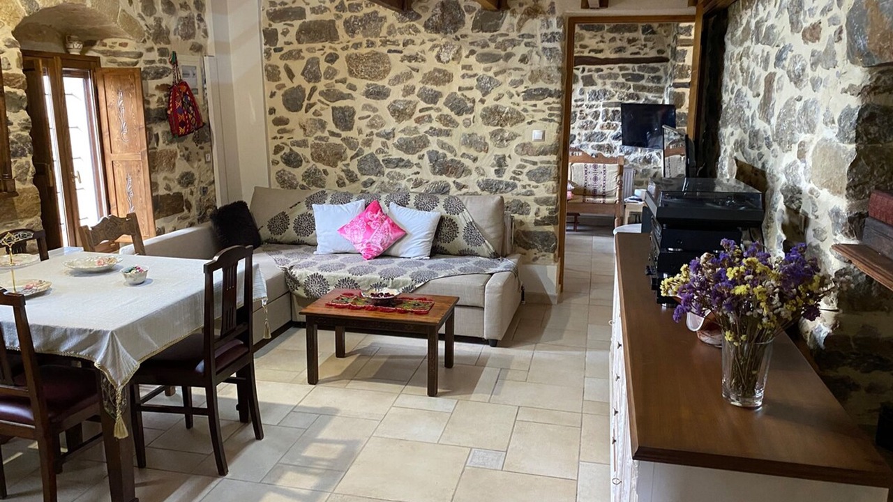 Photo of Livingroom in Nipidhitos